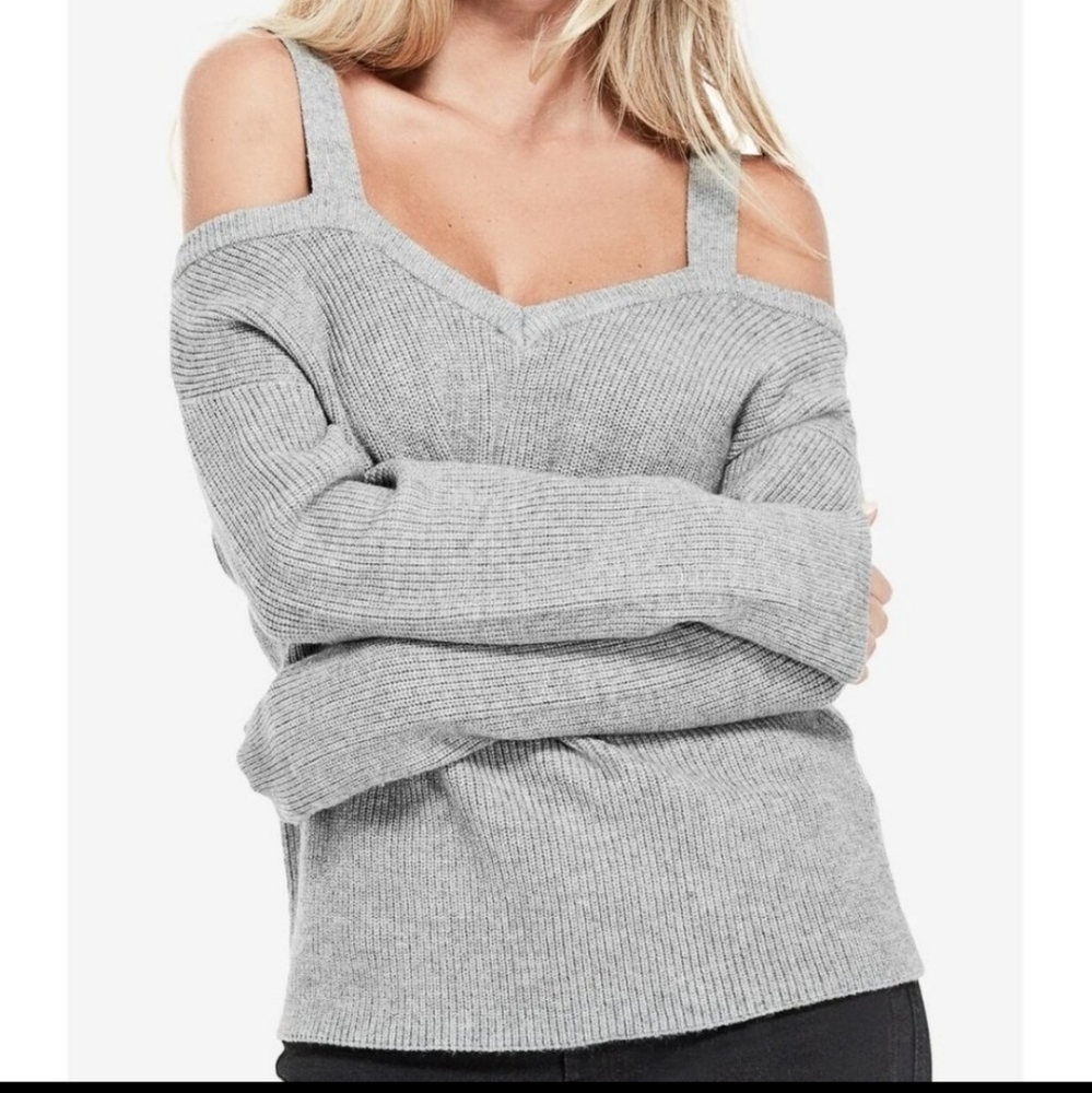Guess Britta cold shoulder sweater